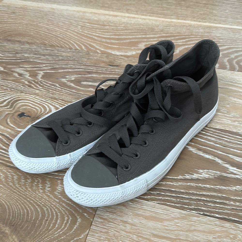 Men’s High Top Converse Size 11 (US 12)